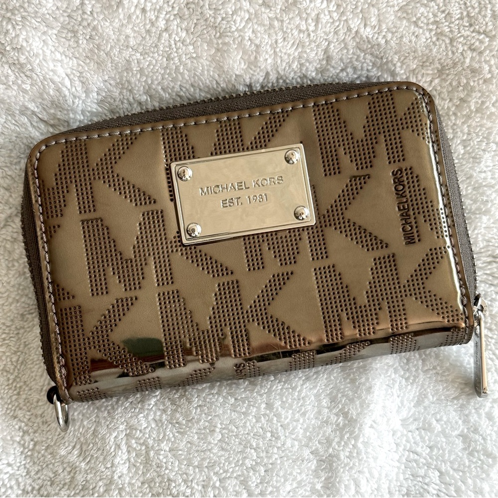 Michael Kors Metallic Wallet